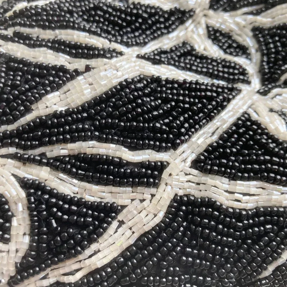 NINA Beaded Evening Bag with Chain Strap - Picture 3 of 8